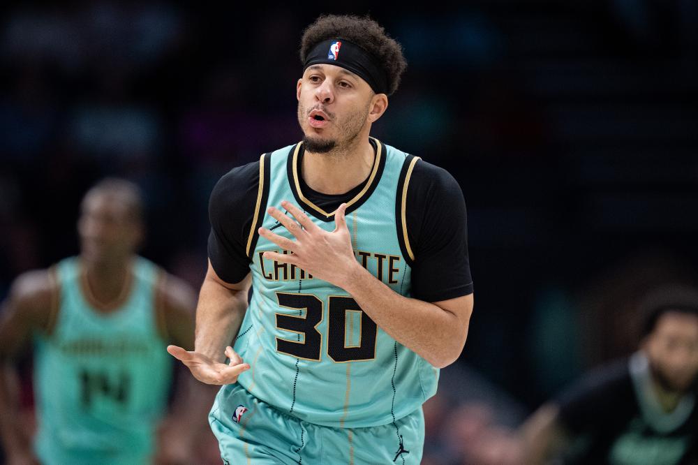 还是在防守 还是在防守