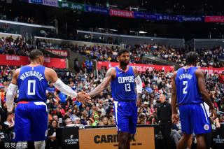 长的舞台 长的舞台