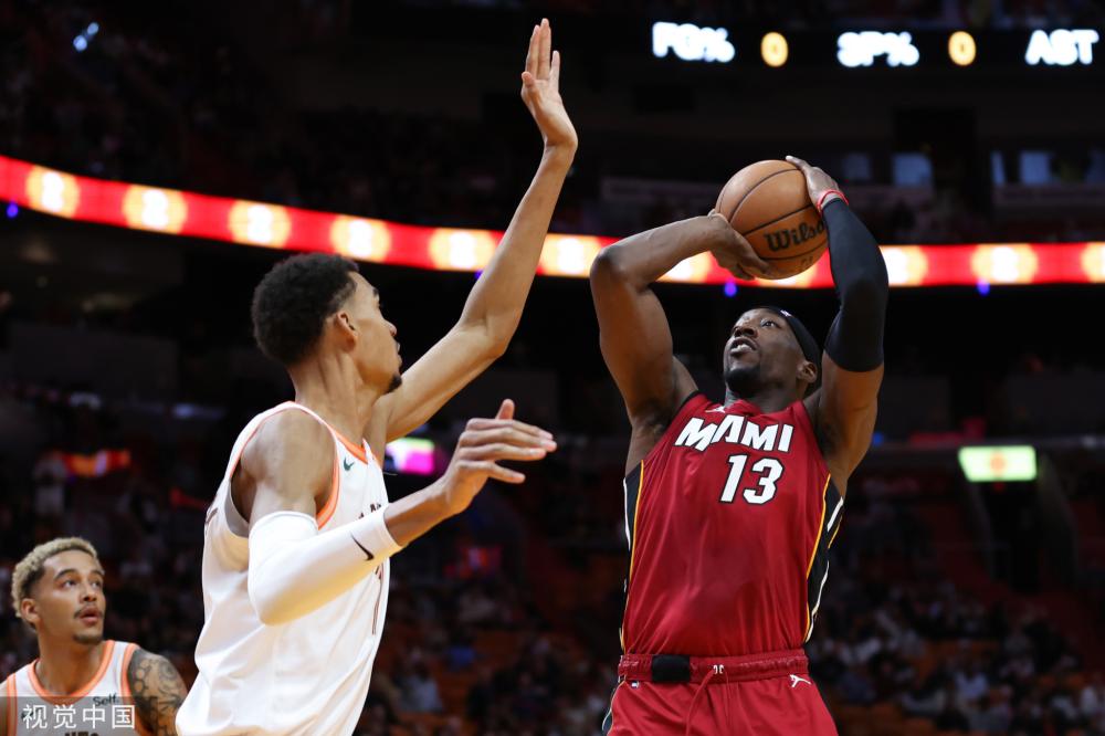 牢牢占据积 牢牢占据积