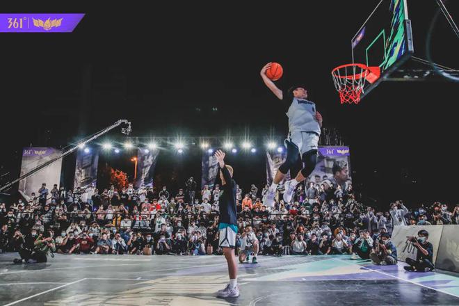 充满看点和 充满看点和